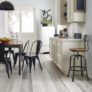 vinyl flooring in dining area | Homespun Furniture | Riverview, MI