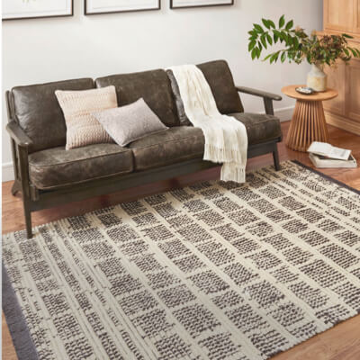 Area rug in living room | Homespun Furniture | Riverview, MI